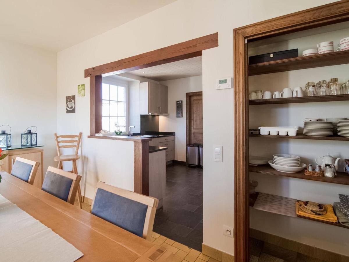 Pretty Farmhouse In Houffalize With Courtyard Экстерьер фото