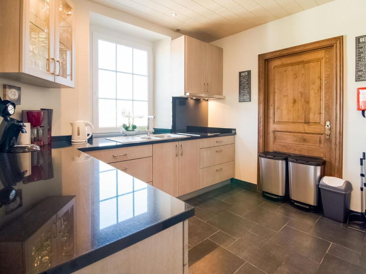 Pretty Farmhouse In Houffalize With Courtyard Экстерьер фото