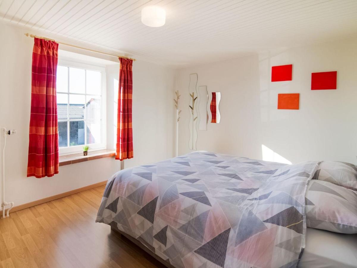 Pretty Farmhouse In Houffalize With Courtyard Экстерьер фото