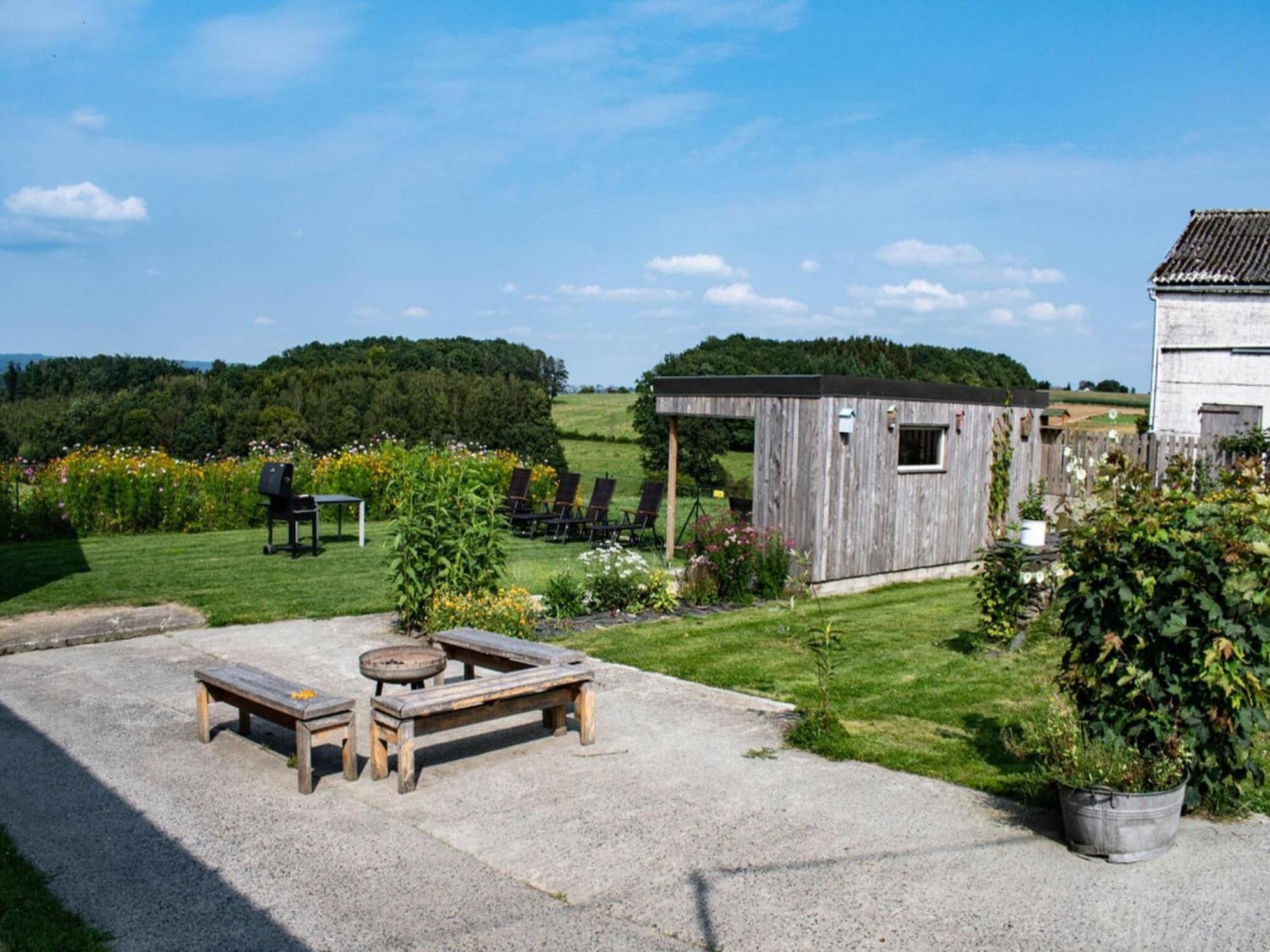 Pretty Farmhouse In Houffalize With Courtyard Экстерьер фото