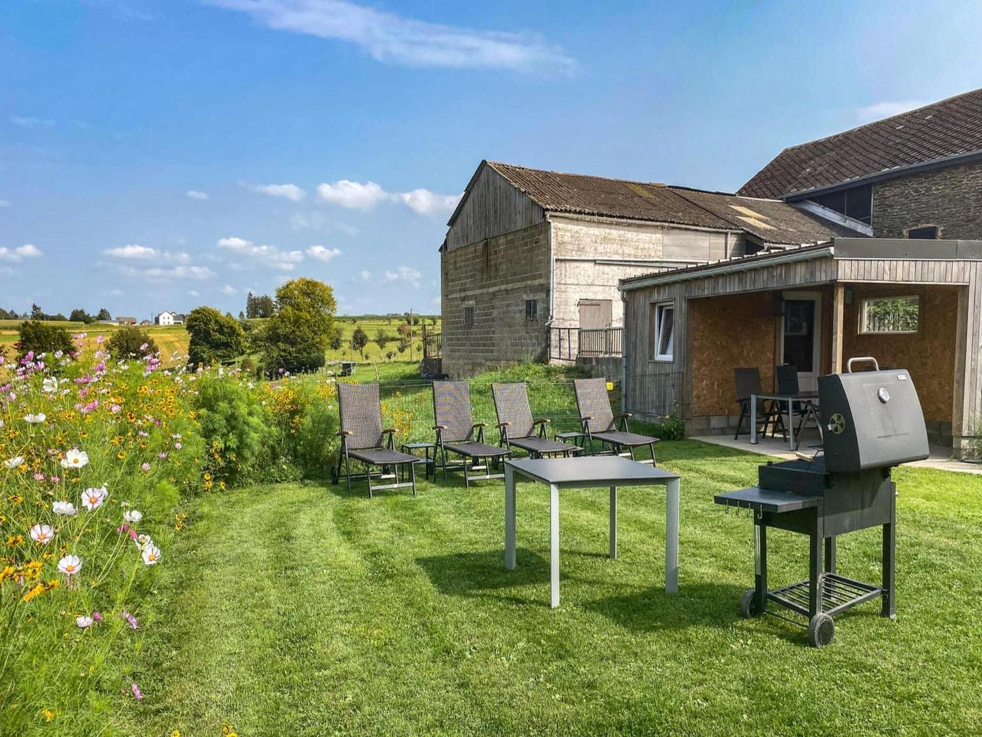 Pretty Farmhouse In Houffalize With Courtyard Экстерьер фото