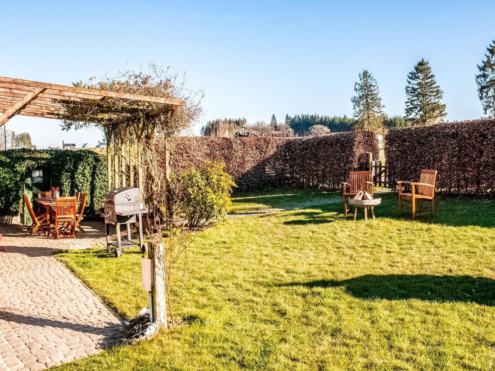 Pretty Farmhouse In Houffalize With Courtyard Экстерьер фото