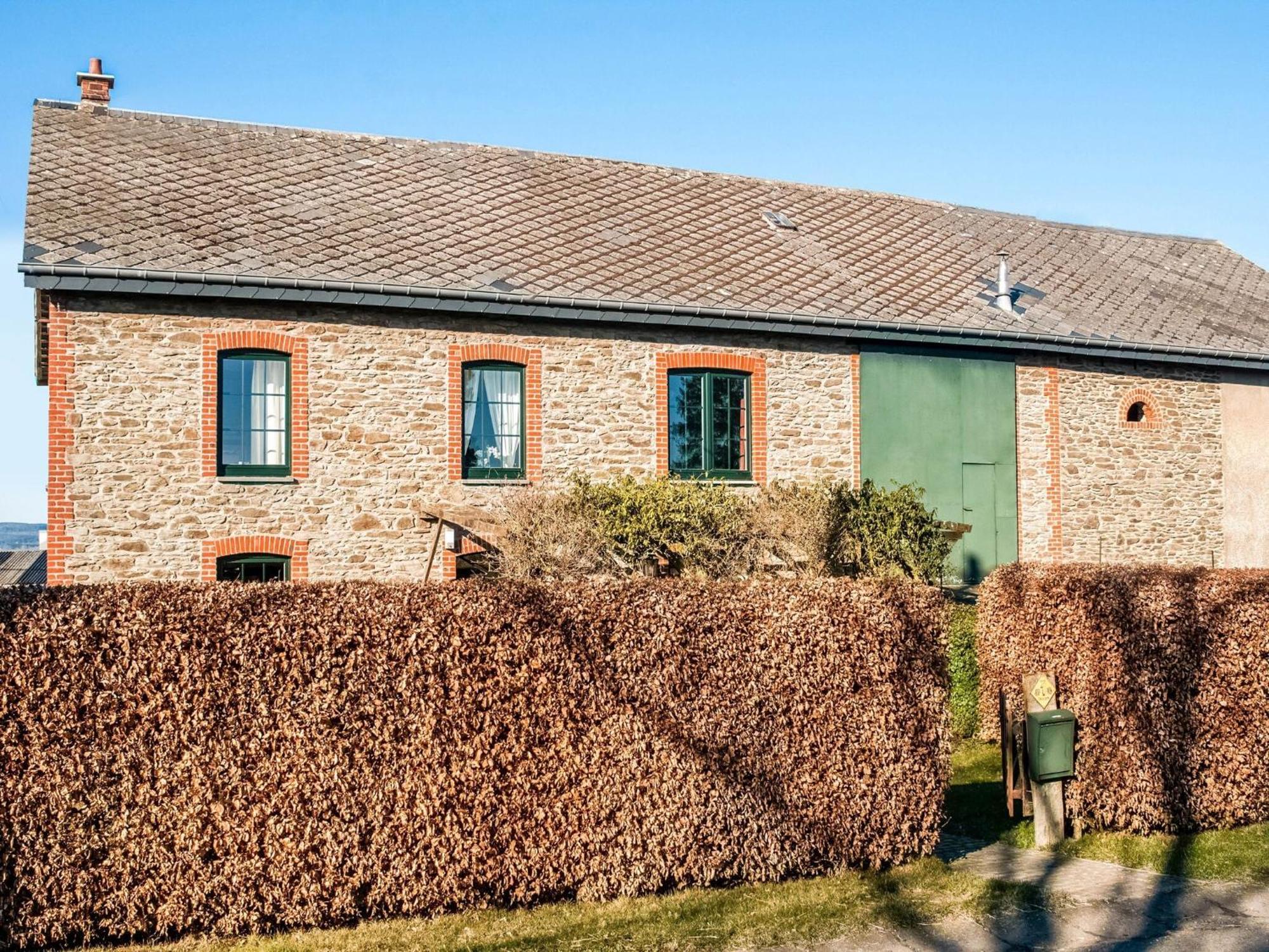 Pretty Farmhouse In Houffalize With Courtyard Экстерьер фото